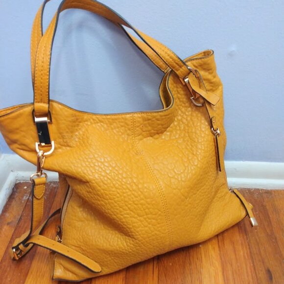 Vince Camuto Eliza Pebbled Lamb Leather Tote Shoulder Bag Ochre/Gold Large FLAWS - Picture 1 of 16
